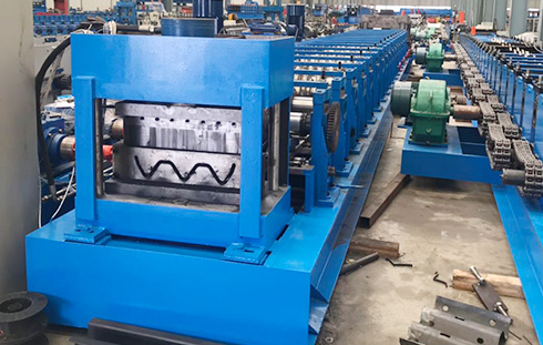 Highway Guardrail Roll Forming Machine